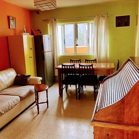 Apartamento Apartamento Completo, Lindo Y Bien Comunicado